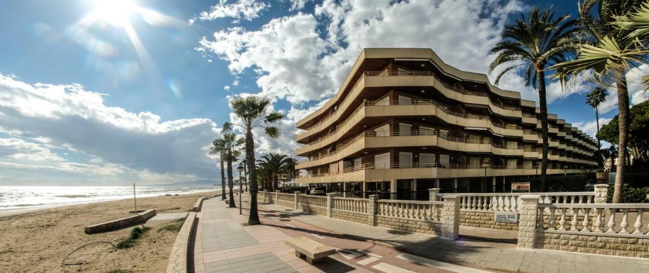 Apartamentos Marina Sol De Espana Камбрильс Экстерьер фото
