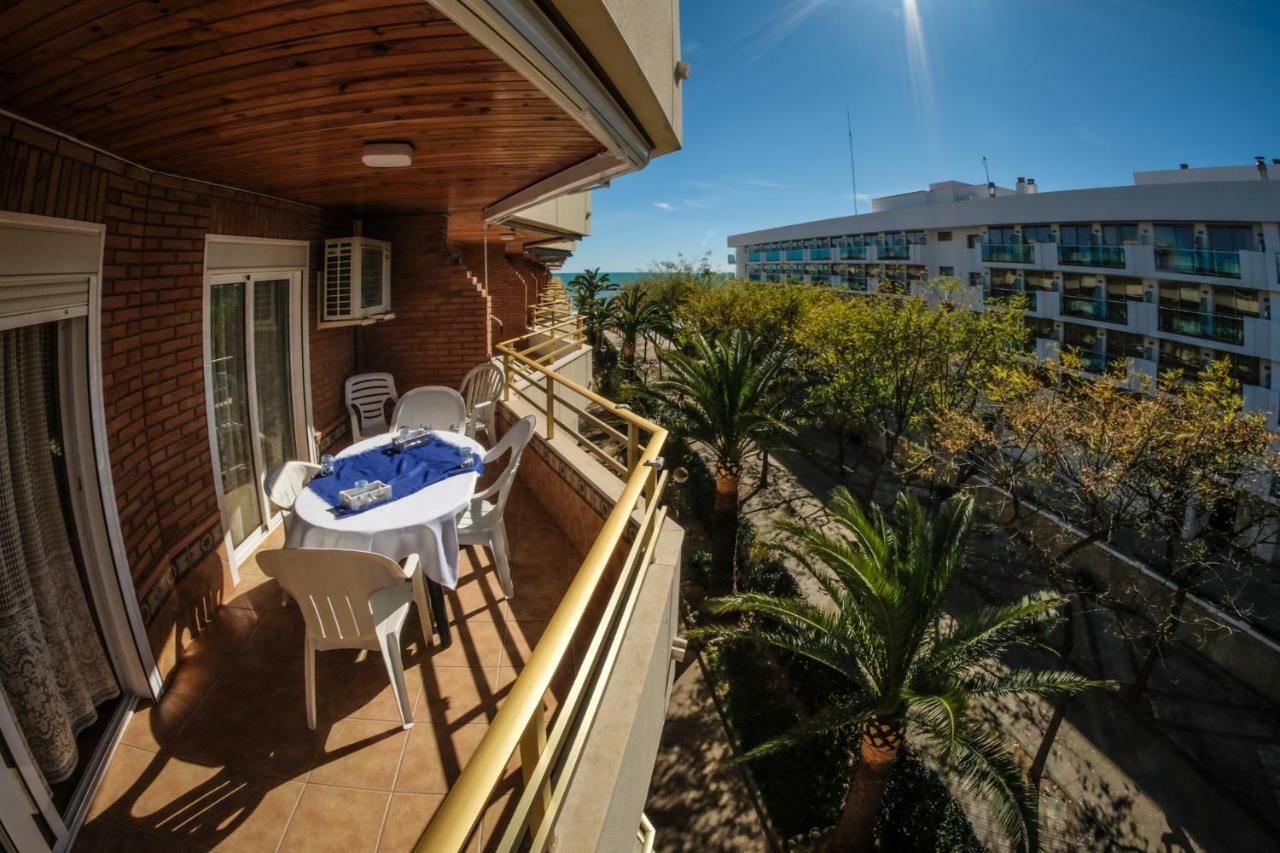 Apartamentos Marina Sol De Espana Камбрильс Экстерьер фото