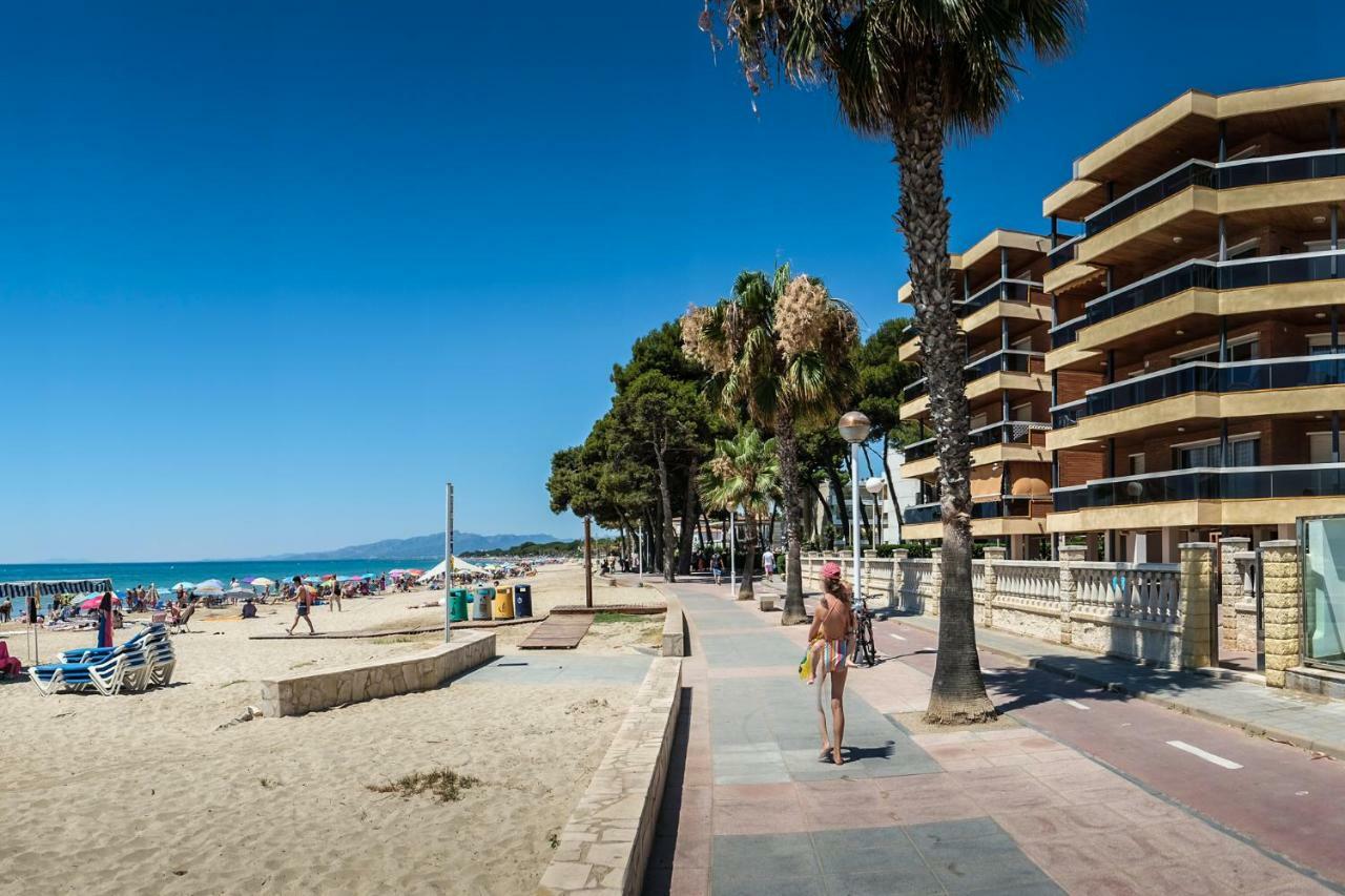 Apartamentos Marina Sol De Espana Камбрильс Экстерьер фото